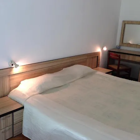 Jupiter Hotel 3*